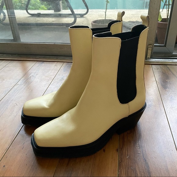 Cream Boots - Picture 2 of 4